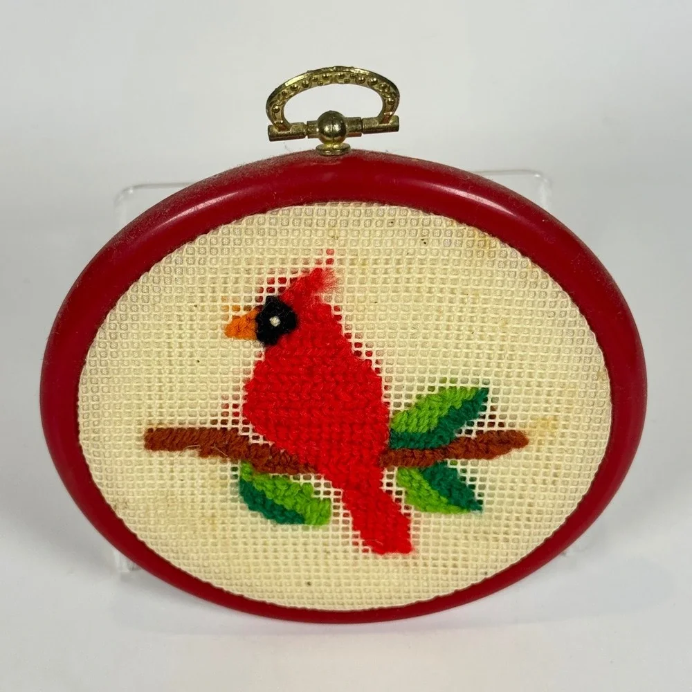 Vintage Cardinal Needlepoint Wall Hanging‎ Red Plastic Hoop Framed Bird Decor